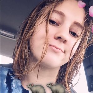 Meet your Posher, Jasmine